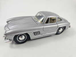 Burago 1:24 Mercedes-Benz 300 SL 1954