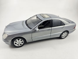 Maisto 1:18 Mercedes-Benz S-Class