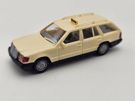Wiking 1:87 Mercedes-Benz 230 TE Taxi Nr. 14901