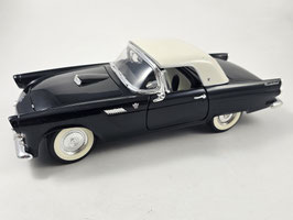 Road Signature 1:18 Ford Thunderbird