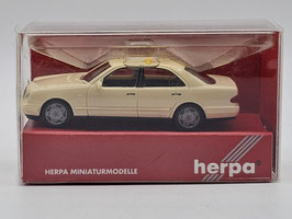 Herpa 1:87 Mercedes-Benz E-Klasse Taxi Nr. 042642