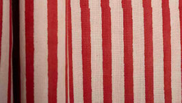 Rayures rouge alizarine
