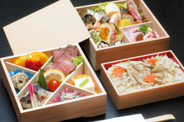 ③おもてなし木箱弁当
