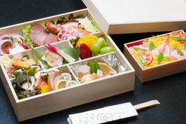 ②おもてなし木箱弁当