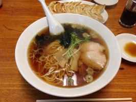 昔ながらの醤油ラーメン