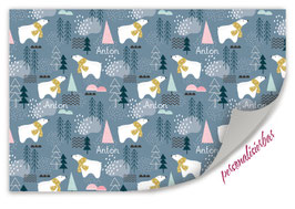 Geschenkpapier | Eisbär im Wald - personalisierbar
