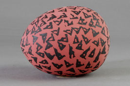 Eiform, rot-schwarz, S4 ca.14cm