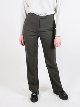 straight cut trousers