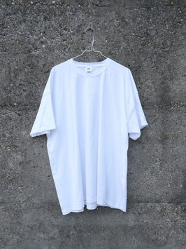 embroidered fyt tee white