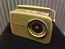 Bush Antique Radio TR82