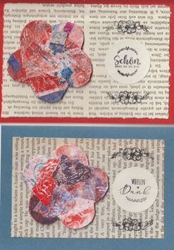 2 Faltkarten: Gelli-Collage 3D: Kleine Blume in rot/blau und Stempelaufdruck