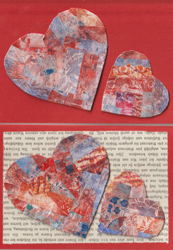 2 Faltkarten: Gelli-Collage 3D: großes und kleines Herz in rot/blau