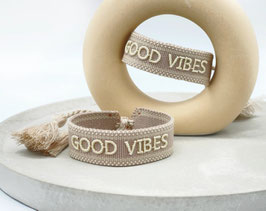 GOOD VIBES Statement Armband gewebt, bestickt