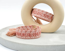 RELAX BREATHE ENJOY Statement Armband gewebt, bestickt