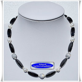 3056. elegantes Onyx-Collier