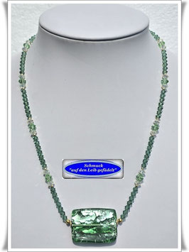 1174. Swarovski-Perlenkette mit Muranoglas-Perle