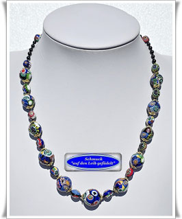 3075. elegantes Muranoglas Millefiori-Collier