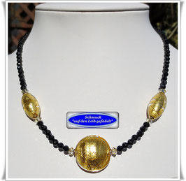 2998. schwarze Spinellkette mit Muranoglasperlen