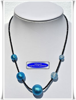 1944. zierliche Spinell-Kette mit Muranoglas-Perlen