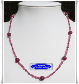 6068. zierliche Turmalin-Brombeerachat-Kette
