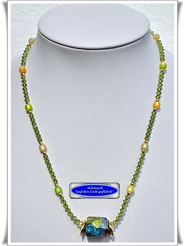 780. Swarovski-Kette mit Muranoglas-Perle