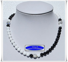 3055. schwarz-weiße Onyx-Jade-Kette