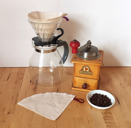 Bio Stoff Kaffeefilter Deluxe in zwei Größen für HARIO V60 Kaffeefilteraufsätze