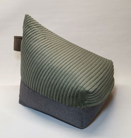 3c) EINZELSTÜCK (Bild 1): Upcycling Zipfel Meditationskissen in Olive - Grau. Mit prakt. Trageschlaufe.