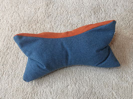 4a) EINZELSTÜCKE: Upcycling Lese- & Entspannungskissen in Blau - Terracotta - Grau