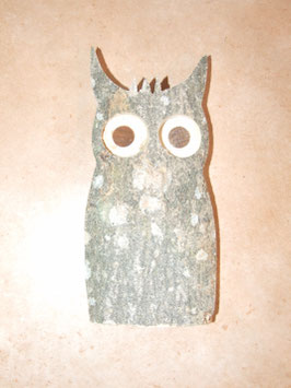 Holzeule klein mit Rinde