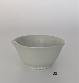 森岡由利子　白磁 片口小鉢 32