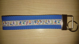 Schlüsselanhänger Surfbretter auf blau
