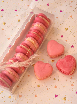 Macarons in Macaronsbox mit Karte
