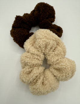 Großes Boucle Scrunchie