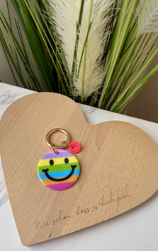 Gestreifter Smiley-Schlüsselanhänger