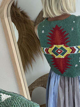 Short Vest Beaded Green