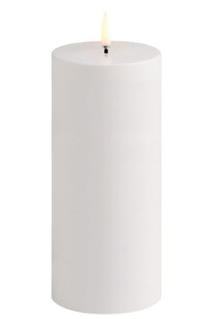LED Outdoor Stumpenkerze 7,8x17,8 cm weiß
