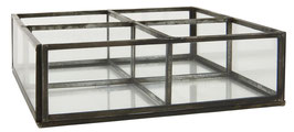 Glasbox mit 4 Fächern offen
