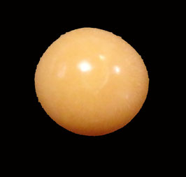 Melo broderipii wild pearl  5mm x 4mm  wild natural pearl
