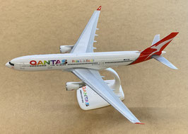 Herpa Wings SNAP FIT 614061 Airbus A330-200  "Qantas"