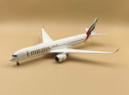 Herpa Wings 573375 Airbus A350-900 "Emirates"