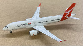 Herpa Wings 573184 Airbus A220-300 "QantasLink"