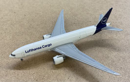 Herpa Wings 533188-002 Boeing 777F "Lufthansa Cargo"