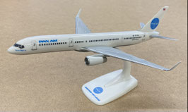 Herpa Wings 614603 Boeing 757-200 "Pan Am"