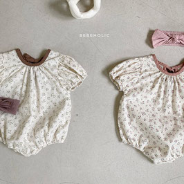 スモールフラワースーツ