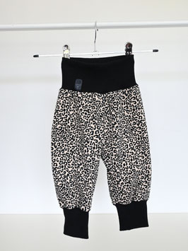 Babyhose Leo
