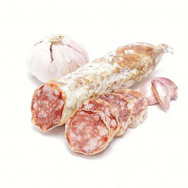 Gedroogde worst met knoflook