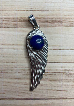 Engelflügel Anhänger, Edelstahl, 45 x 11 mm, mit Lapislazuli Kugel, silberfarbig