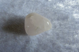 Rosenquarz Trommelstein 19 x 13 mm