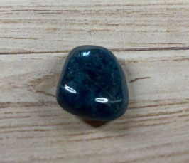 Apatit Anhänger, gebohrt 24 x 19 mm